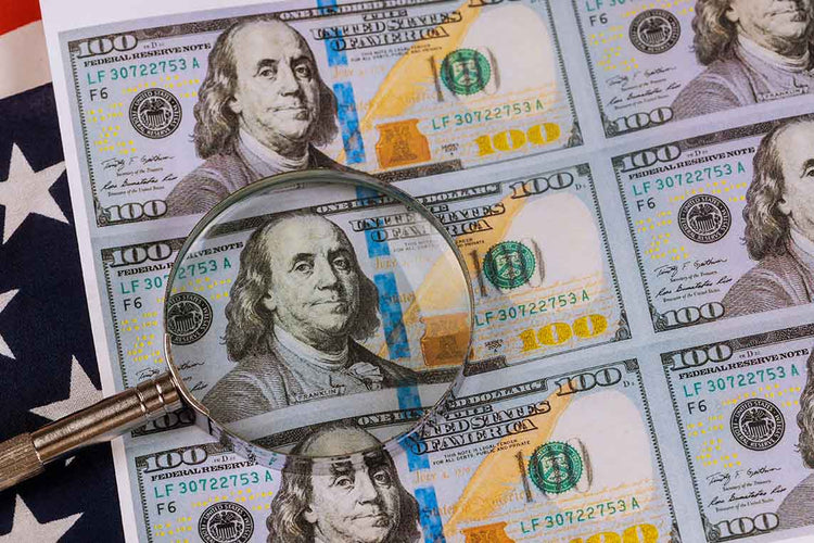 How Banks Should Regulate Counterfeit Money